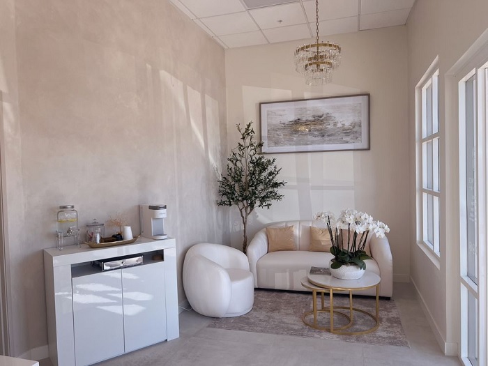 Luxurious Massage center